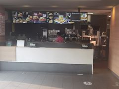 -麦当劳(利津路店)