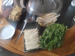 -淼庄地锅鸡(万山路店)