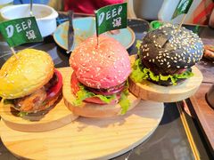 -DEEP·深美式餐吧(五棵松华熙LIVE店)