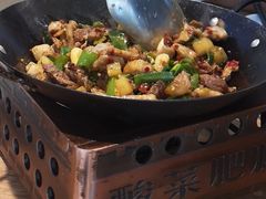 -聚鑫朋酸菜肥肠(文艺路口店)