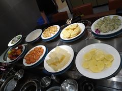 -钱小主·自助回旋烤肉火锅餐厅(东方新天地店)