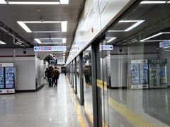 -东方体育中心(地铁站)