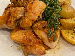 -LESCEDARS Brasserie Bistro香柏树