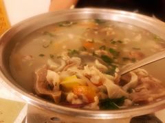 -马尔龙新疆饭店·清真(瑞景店)