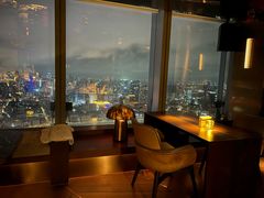 -FLAIR顶层餐厅酒吧(浦东丽思卡尔顿酒店)