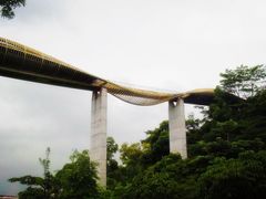 游乐设施-亨德森波浪桥