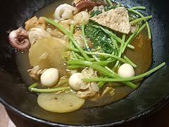 -万记麻辣烫国展总店