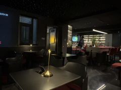 -Mx.cocktail bar