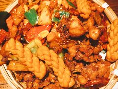 -阿里家·新疆烤肉酒場 by MIG