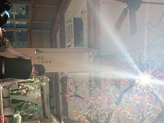 -蜜桃餐厅·伴山(湖滨商业街店)