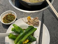 -野迹·石橄榄鸡·烧烤(新洲店)