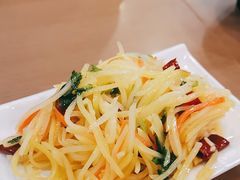 -灵芝妹子海鲜米线(瓦房店新玛特店)