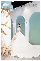 -欣薇婚纱(新源乐汇城店)