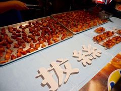 -六合夜市