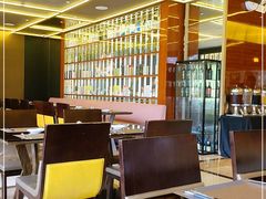 大堂-大中华希尔顿酒店-念自助餐·嗨啤·小龙虾