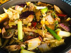 火爆双脆-去吃小龙虾·江湖菜·烧烤(南滨路店)
