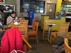 大堂-TIMO COFFEE 阿拉校园面包