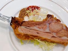 御彩·8小时金沙脆皮猪手-御彩酒家(东风东路店)