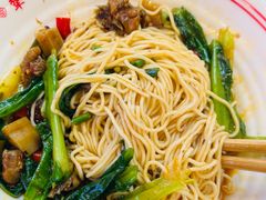 -犟一碗双椒鸡面(得意世界店)