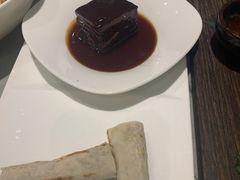 葱包东坡肉-萬國春·中菜馆(颐和公馆店)