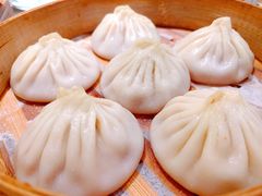 虾仁鲜肉小笼包-绿色吴家粥铺(河西天街店)