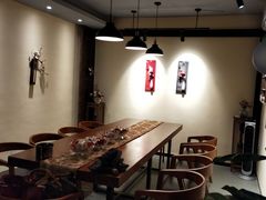 -小草屋轰趴馆别墅派对新场团建家庭聚会