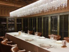 -Mogul Eatery·大亨餐酒馆