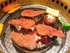-山川小町·极番烧肉(新地假日广场店)