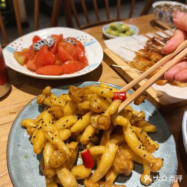 啊啊啊在沈阳吃到了正宗的海肠拌饭🍢🍚