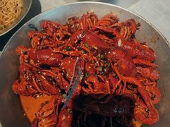 -巴厘龙虾·榜首油焖大虾(音乐学院·沿江酒馆店)
