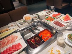 -海底捞火锅鲜切牛肉主题店(长寿路店)