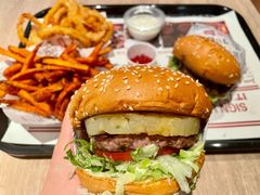 -The Habit Burger Grill 哈比特汉堡(复兴soho店)