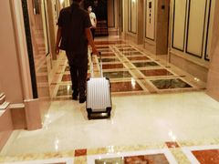 -广州富力丽思卡尔顿酒店