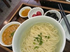 -蟹上黄·蟹黄面·江南糖水(人民广场店)