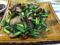 精品老腊肉-君华饭店·腊排铜火锅