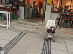 门面-四小区火锅·巷子里的重庆火锅(花照壁店)