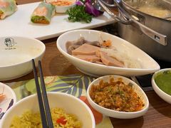 -樾餐厅泰式海鲜火锅(民歌湖店)