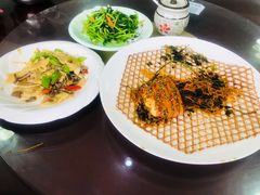 -天天向上素食餐厅(五台山店)