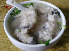 红鲢鱼汤-江南红鱼汤(洋中花园店)