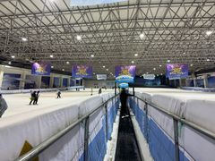 -乔波室内滑雪场