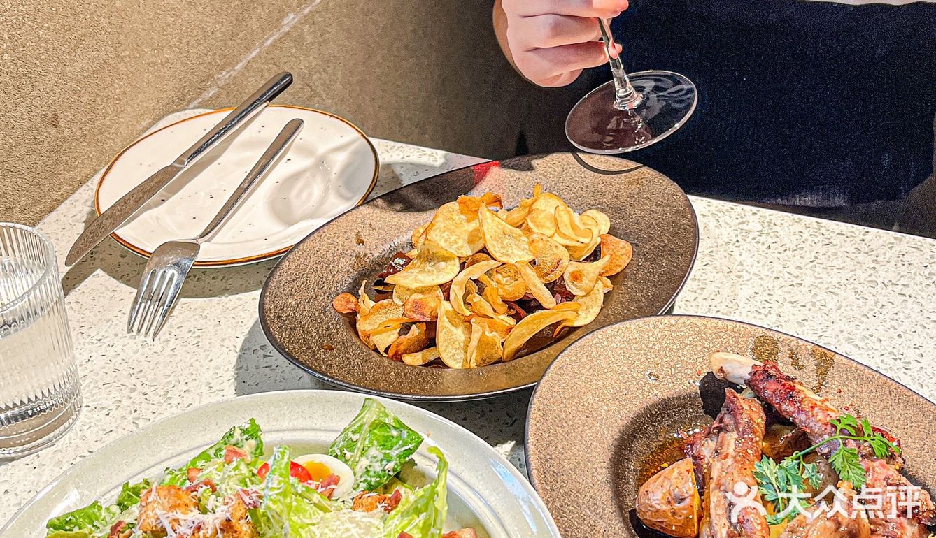 成都探店｜年度最佳自然酒餐厅，氛围感满分💯