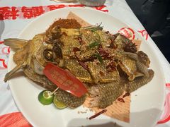 -肥肥虾庄·金牌油焖大虾(杨园滨江时代walk店)