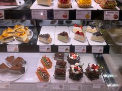 -巴黎贝甜(大宁国际商业广场店)