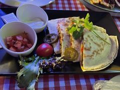 -鲨鱼美式餐厅酒吧Sharky