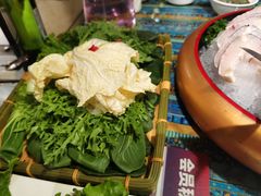 -慢丽江·云南野生菌土鸡锅(付家庄店)