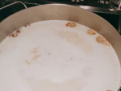 -尚尚仙·酸汤猪手·猪肚鸡火锅(华联万柳购物中心店)