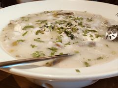 -严记小天府酸菜鱼(西四路店)