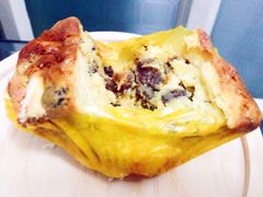 葡萄干奶酥-百年义利(古城北路店)