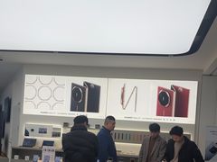 -华为授权体验店(中山公园来福士)