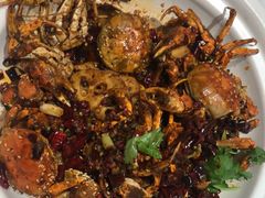 -肥肥虾庄·金牌油焖大虾(汉口城市广场店)